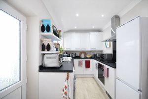 Kitchen- click for photo gallery